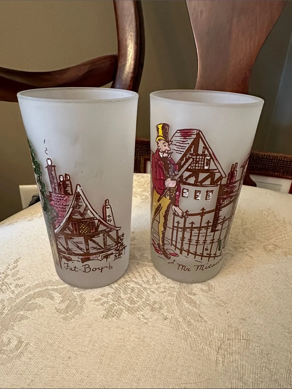 Hazel Atlas 1950s Charles Dickens 12oz frosted highball glasses